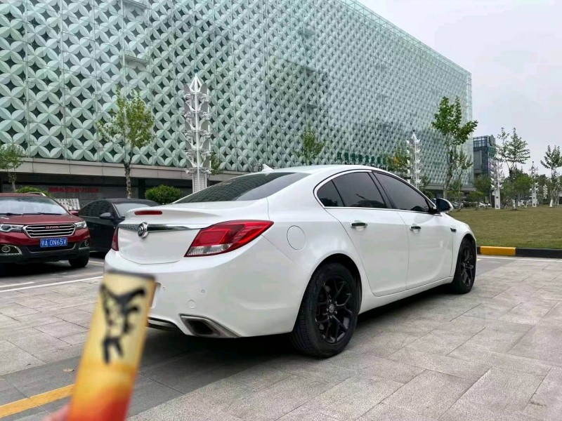 北京13年别克君威4