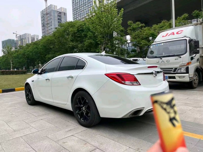 北京13年别克君威6