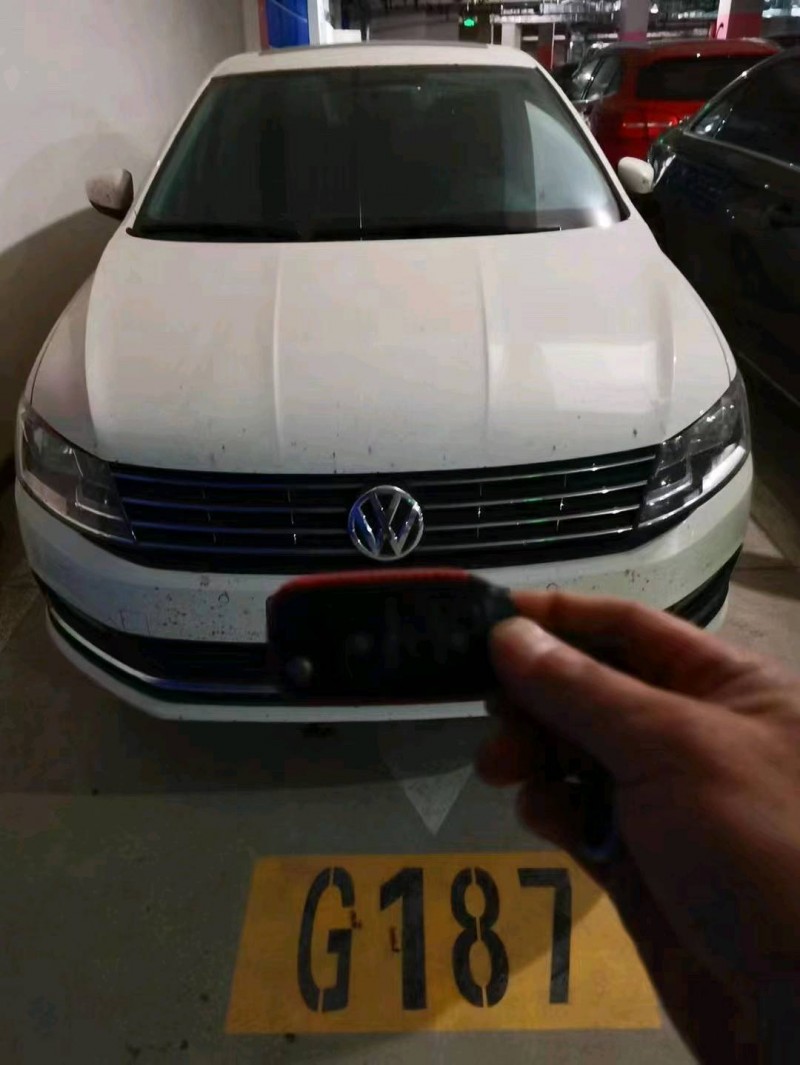 寶雞18年大眾朗逸4