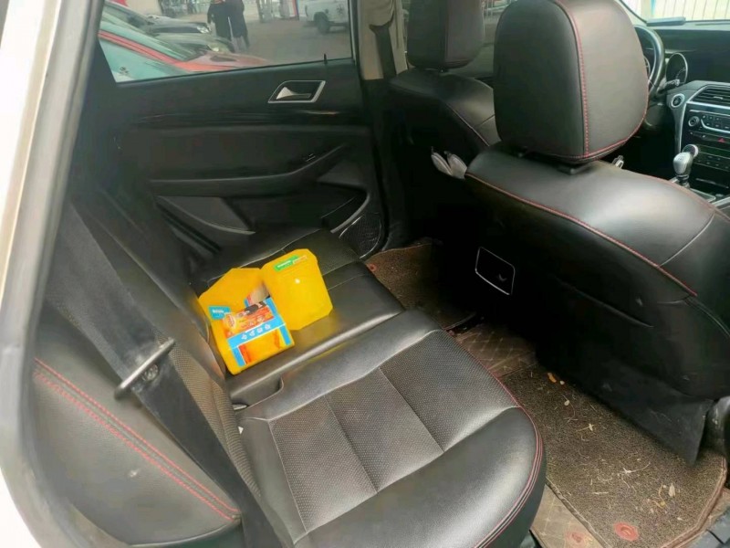 洛陽18年獵豹汽車CS104
