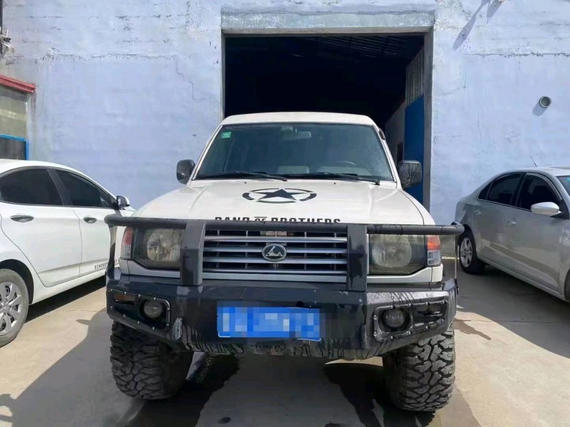 濟南15年獵豹汽車黑金剛1