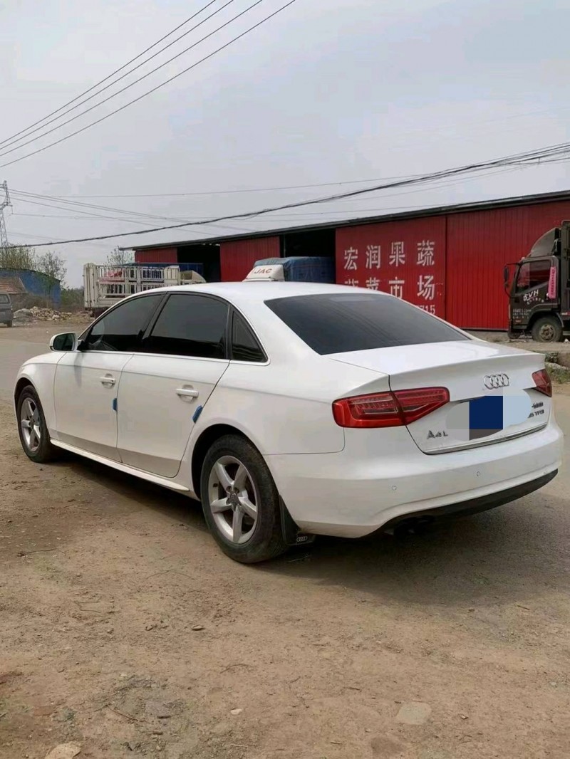 煙臺13年奧迪A4L3