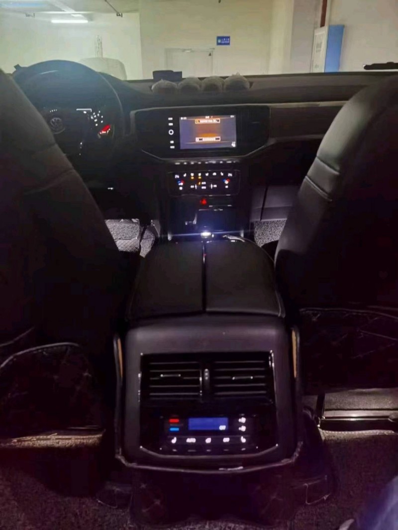 邵阳19年大众途昂3