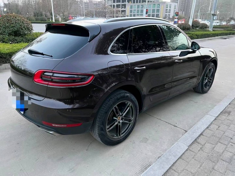 東營15年保時捷Macan5