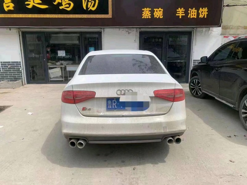 北京16年奧迪A4L5
