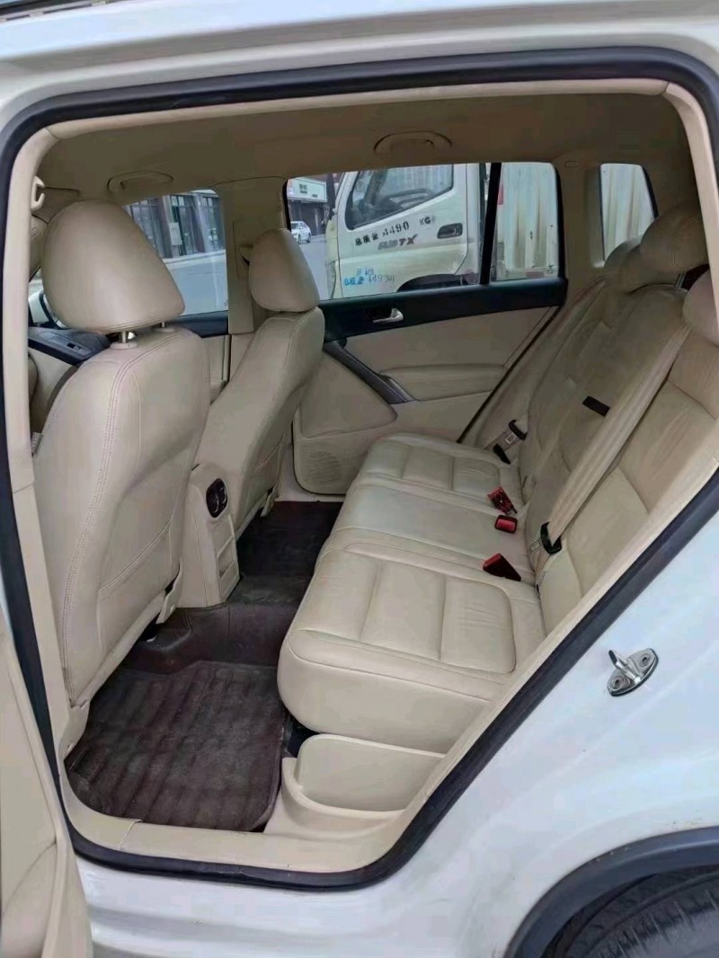 北京12年大众途观5