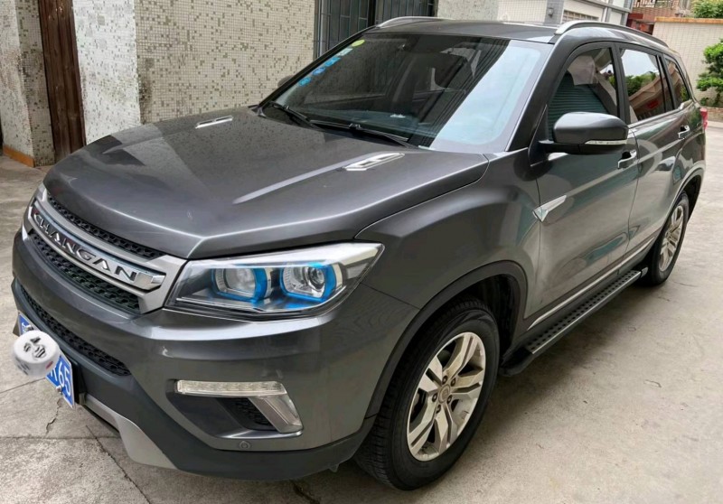 珠海18年長安汽車CS752