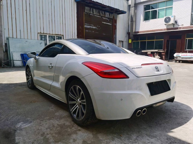 貴陽17年標致RCZ6
