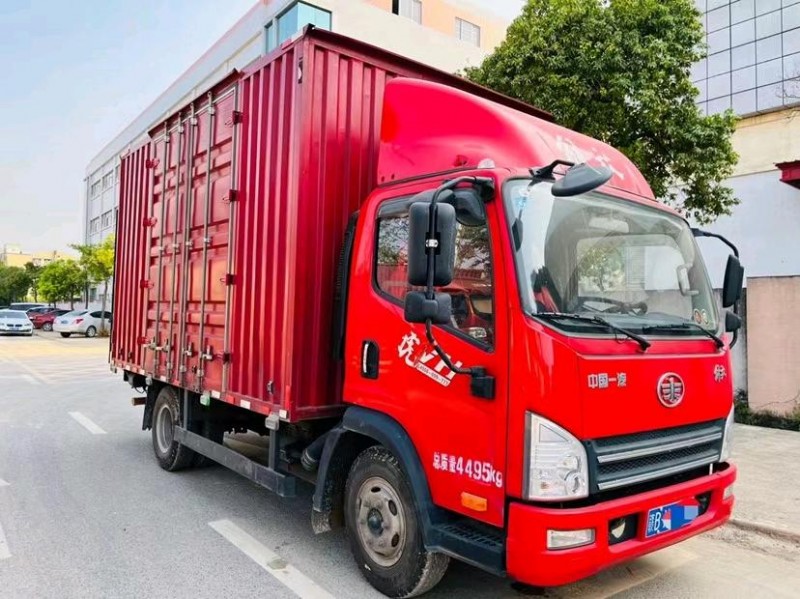 東莞21年解放解放卡車2