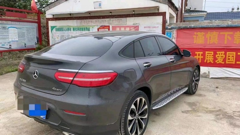 北京17年奔驰GLC5