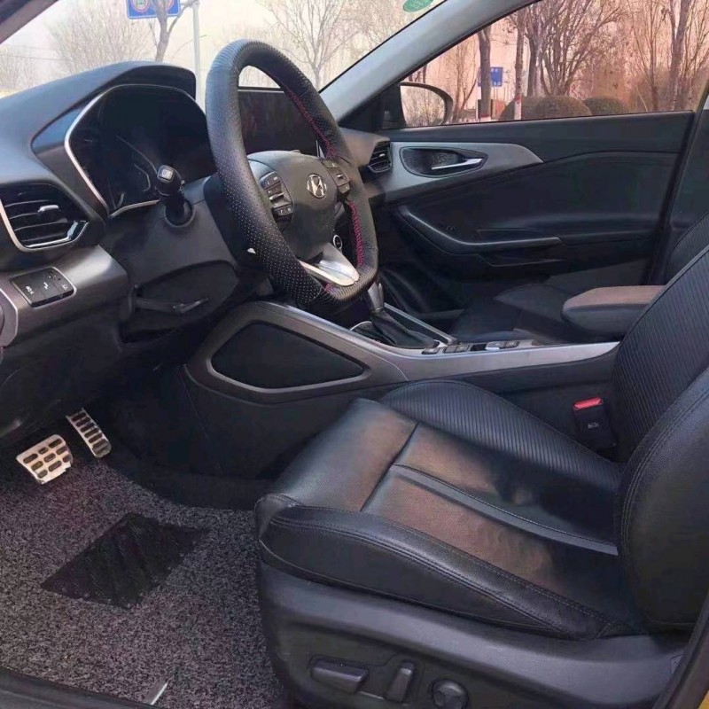 北京18年现代菲斯塔5