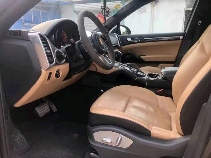 北京15年保时捷卡宴5