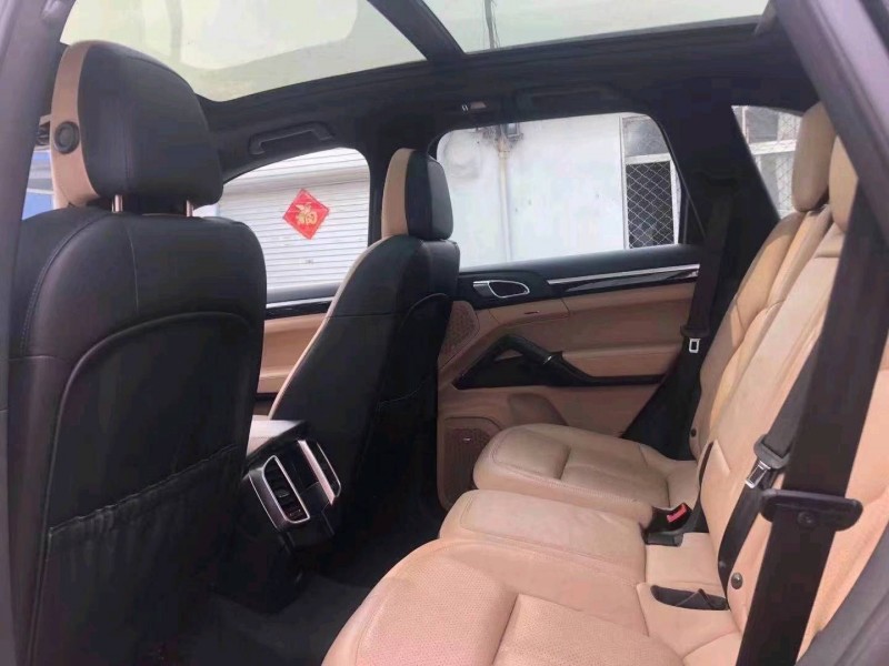 北京15年保时捷卡宴7