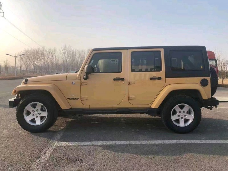 邯鄲14年Jeep牧馬人2