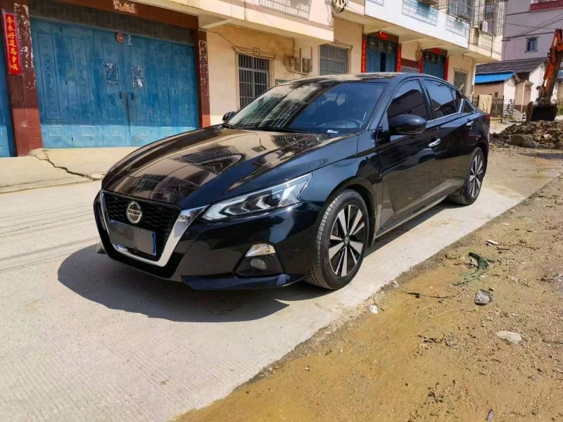 梧州20年日產天籟3