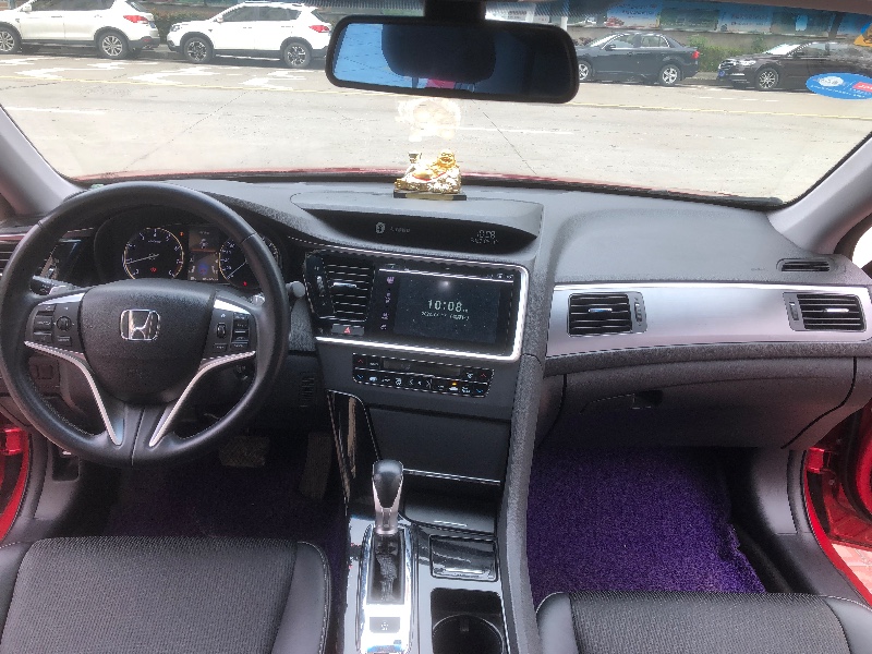 北京15年本田思铂睿4