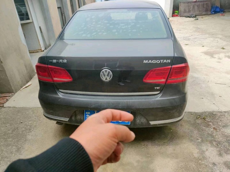 徐州13年大众迈腾6