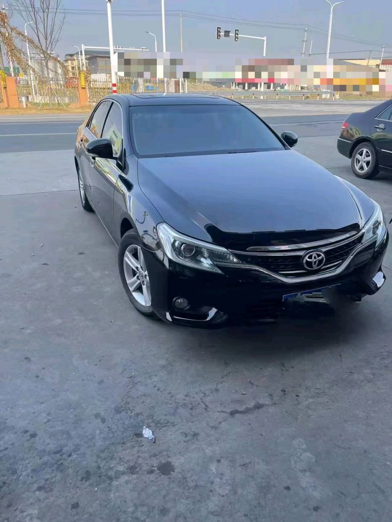 泰州14年丰田锐志7