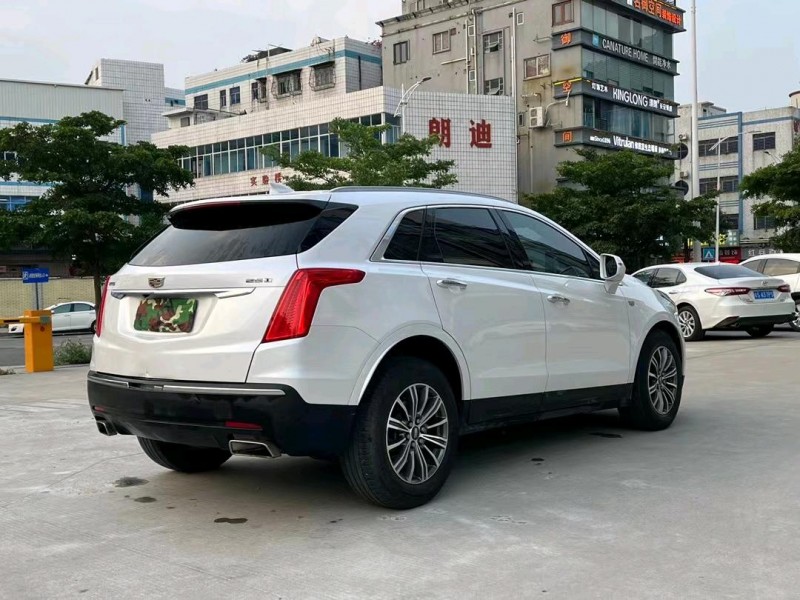 東莞17年凱迪拉克XT52
