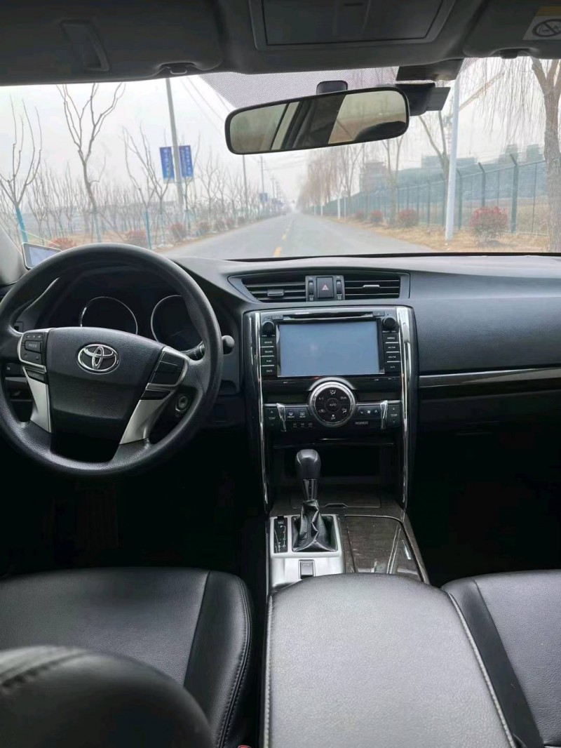 徐州14年丰田锐志5