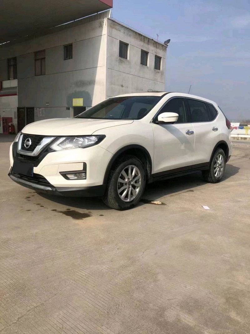 徐州20年日產奇駿3