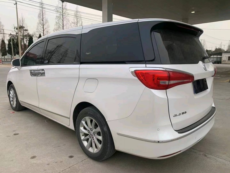 徐州18年别克GL83