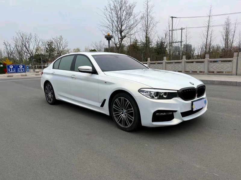 徐州18年宝马5系3