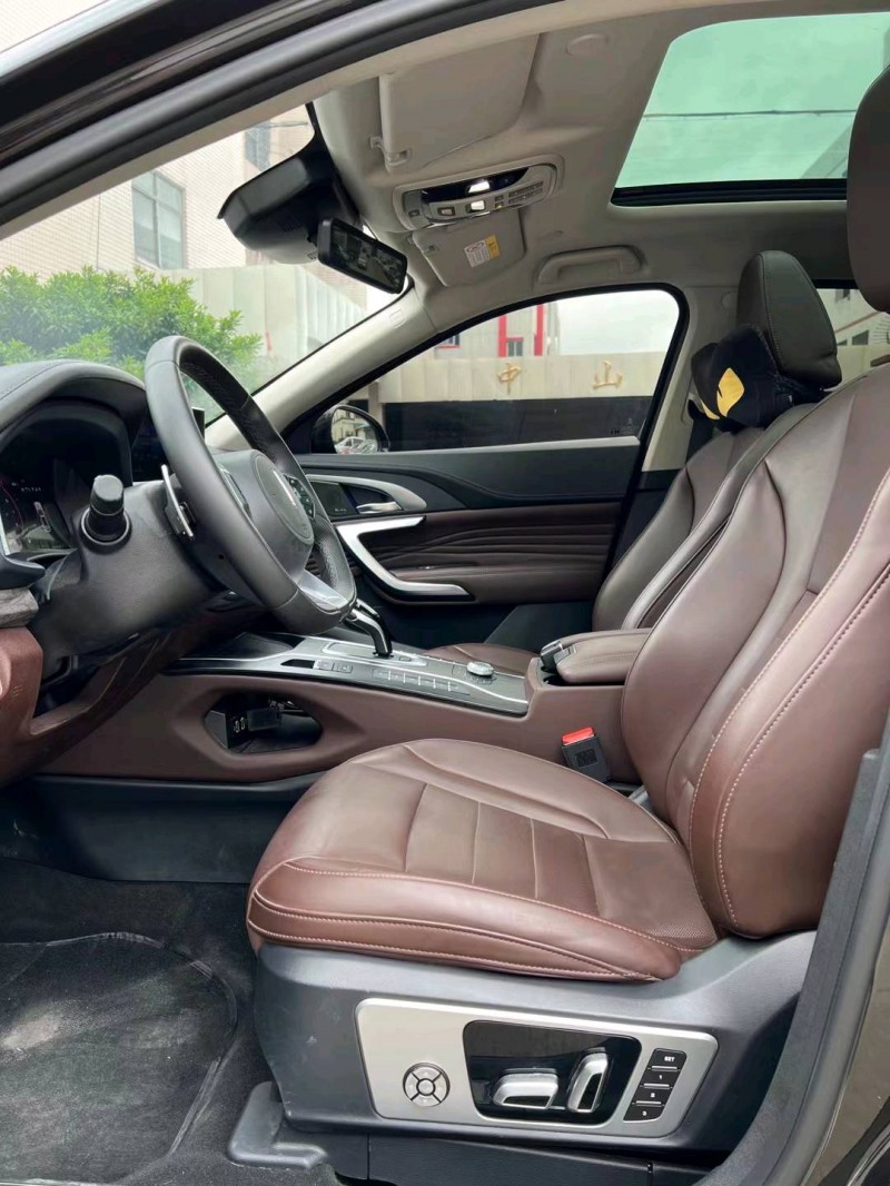 中山20年長城汽車WEY VV79