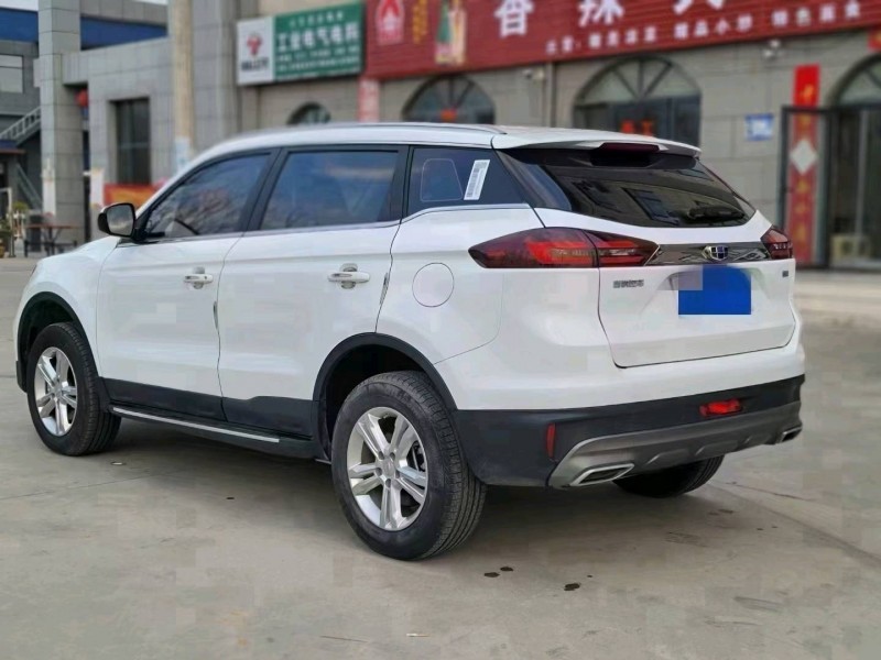 新鄉19年吉利博越4