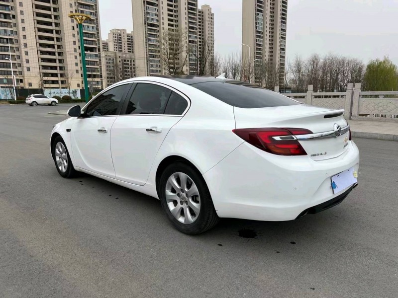 徐州15年别克君威5