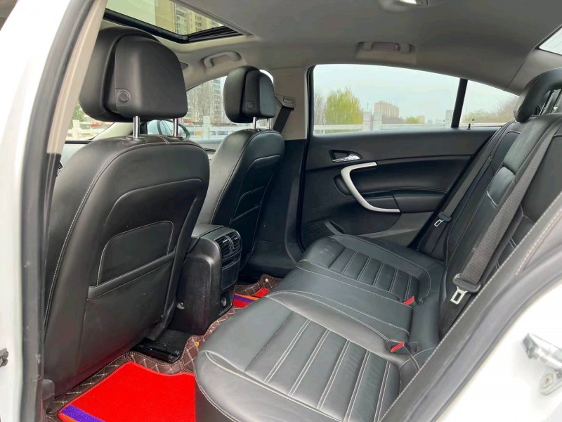 徐州15年别克君威9