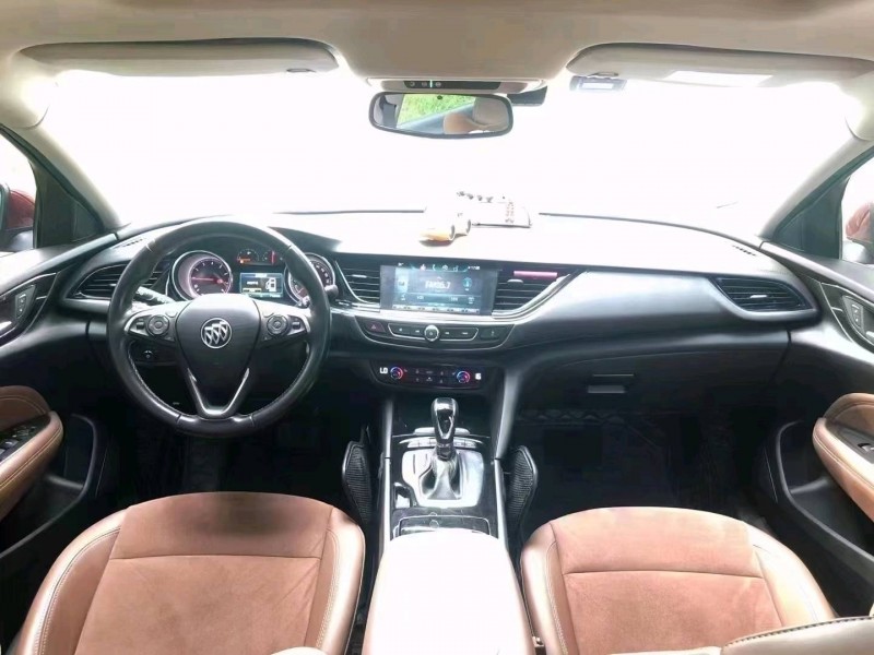 邵阳18年别克君威1