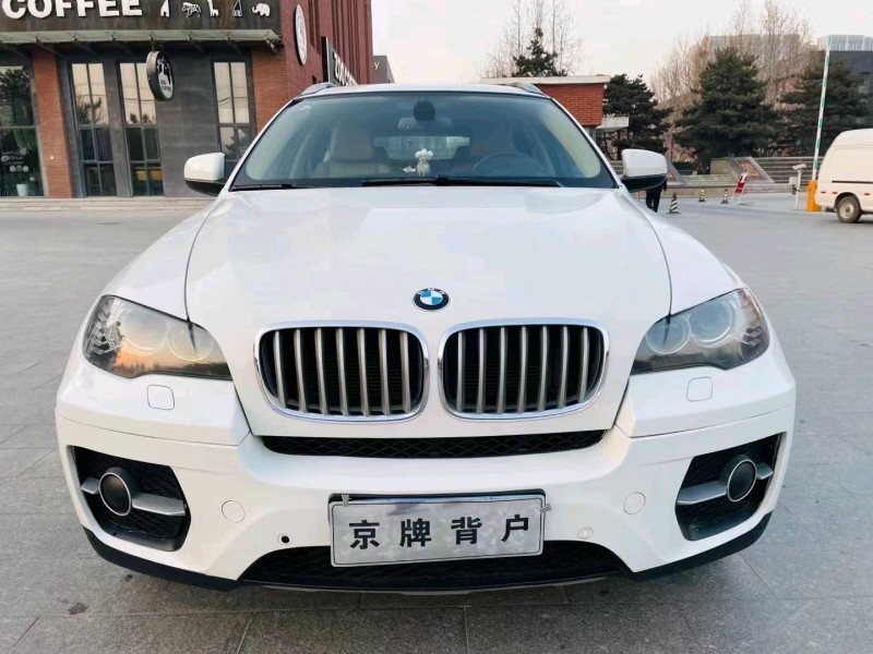北京12年宝马X61