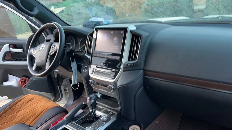 北京18年丰田兰德酷路泽8