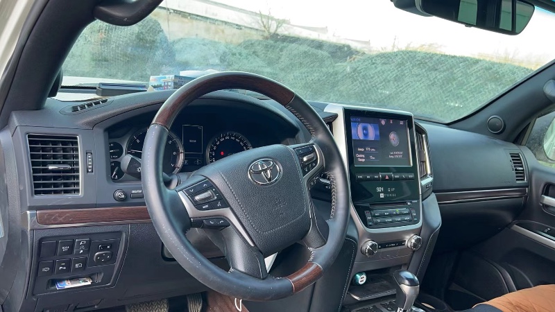 北京18年丰田兰德酷路泽3