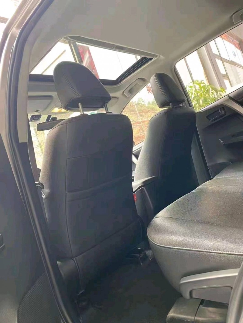 邵阳18年丰田RAV4荣放3