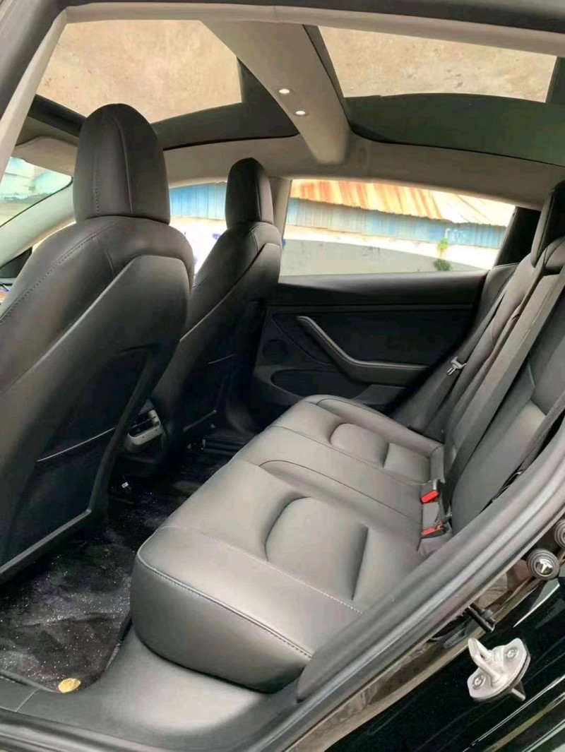 珠海21年特斯拉MODEL 32