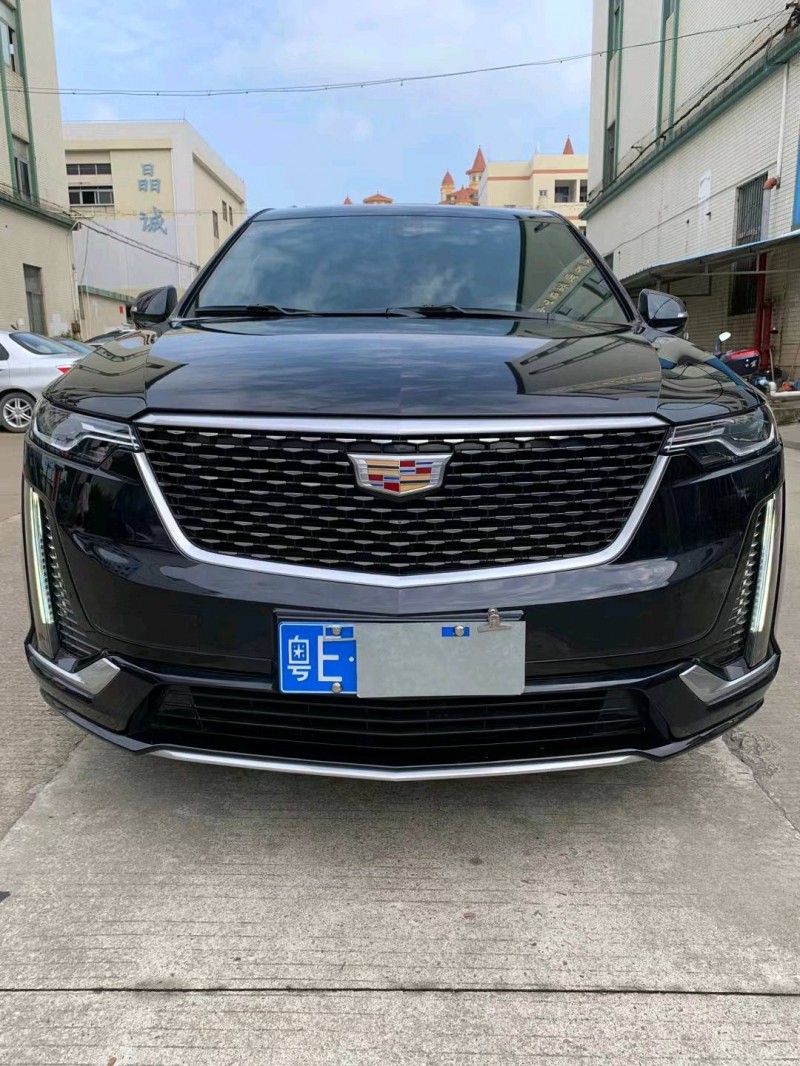 中山21年凱迪拉克XT68