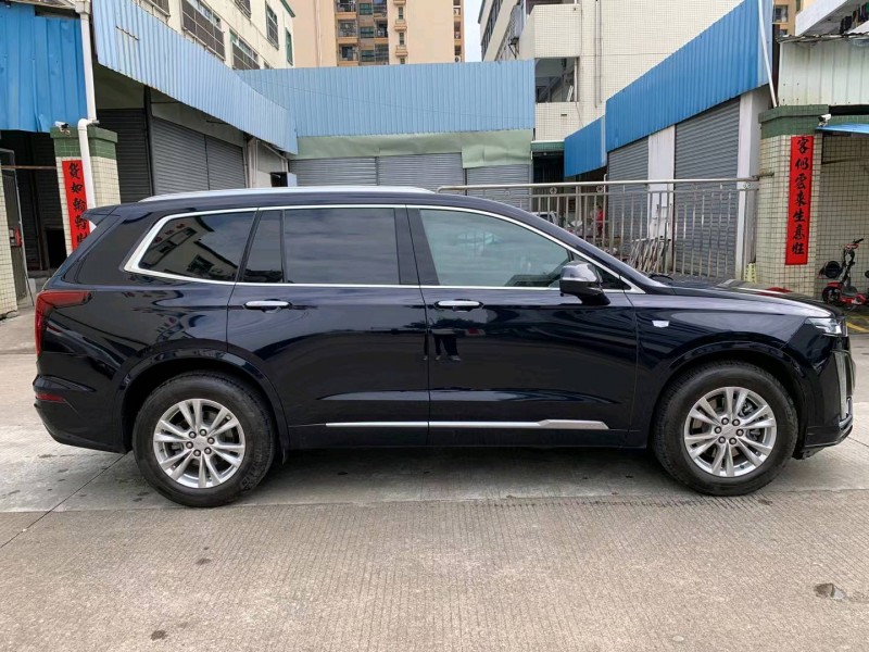 中山21年凱迪拉克XT67