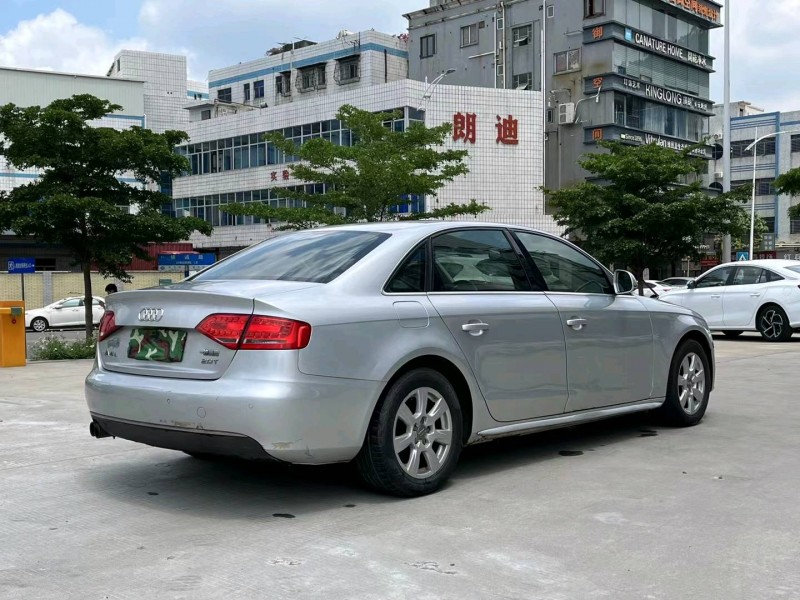 東莞11年奧迪A4L8