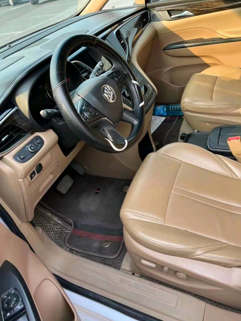 东营17年别克GL82