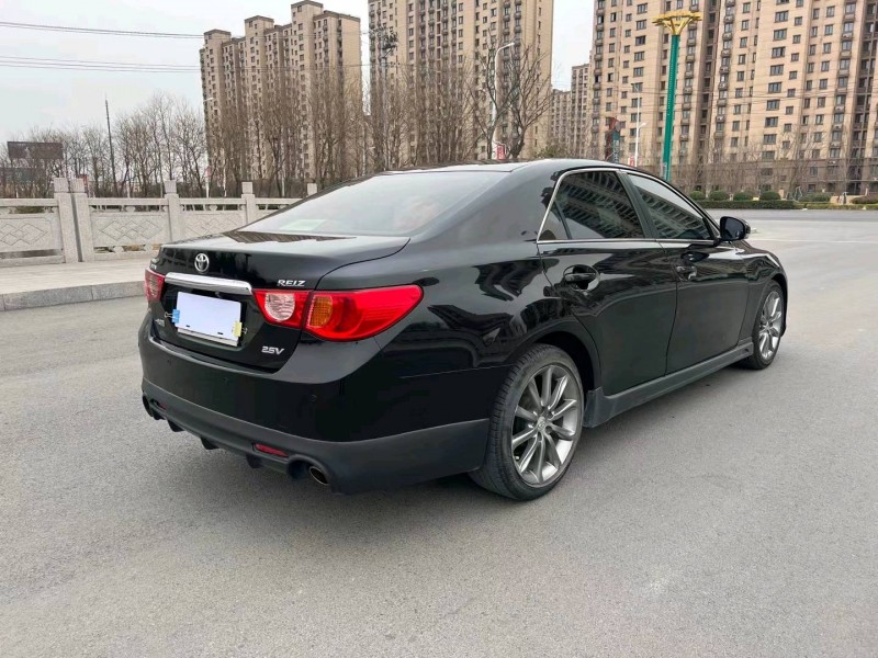 徐州11年丰田锐志3