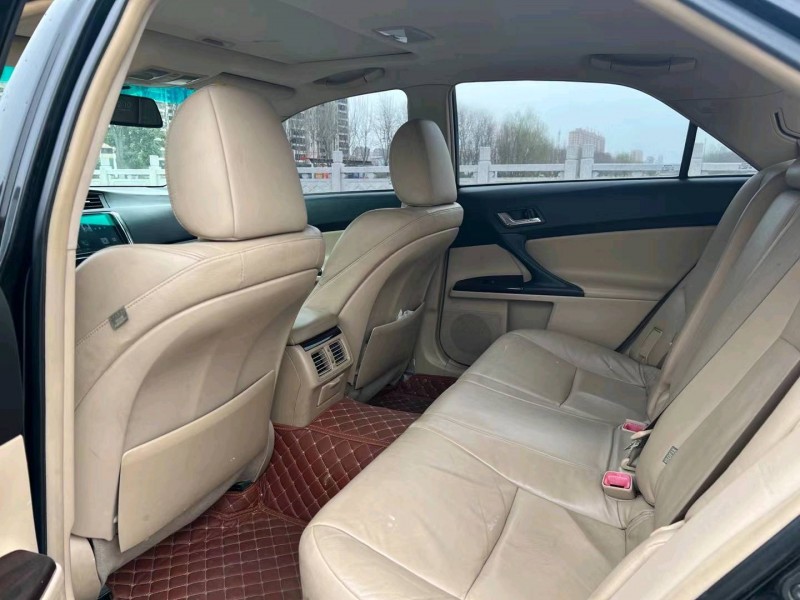 徐州11年丰田锐志9