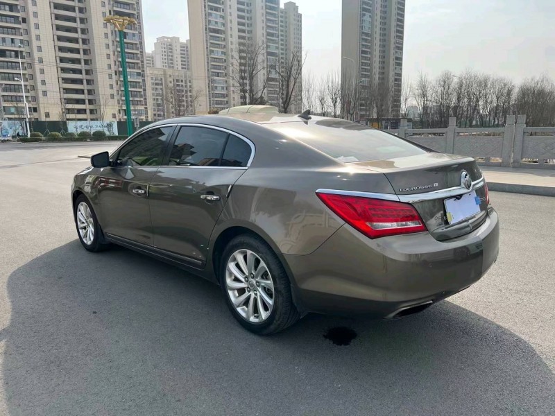 徐州16年别克君越6