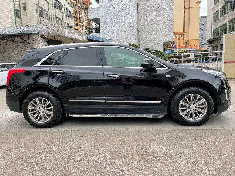 中山20年凱迪拉克XT52