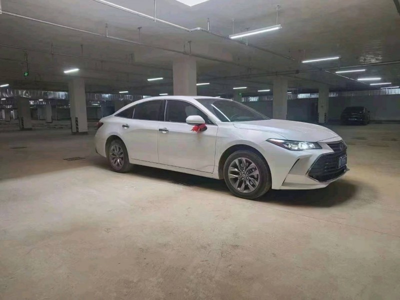 北京22年丰田亚洲龙7