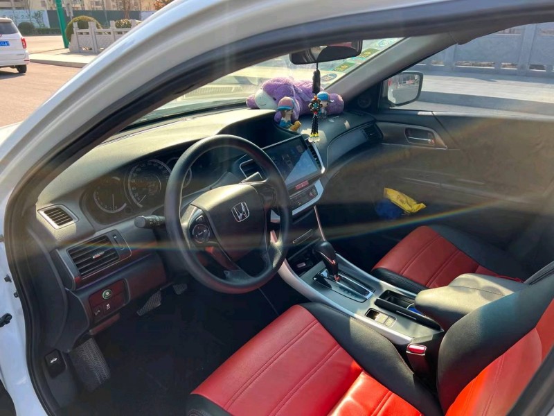 徐州15年本田雅阁7