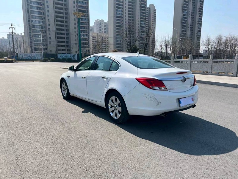 徐州12年别克君威6