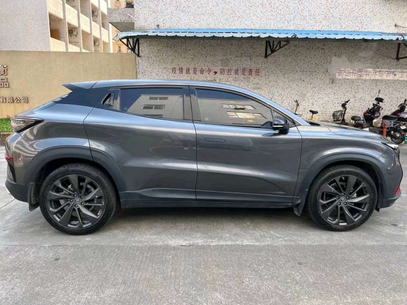 中山21年長安汽車UNI-T2