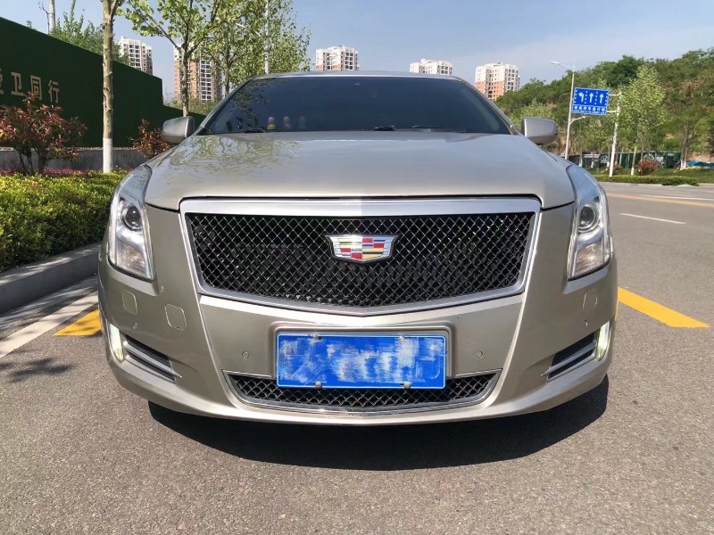 宜昌13年凱迪拉克XTS9